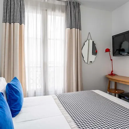 George - Astotel Hotel
