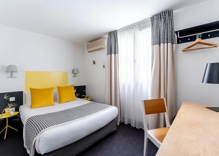 George - Astotel Paris