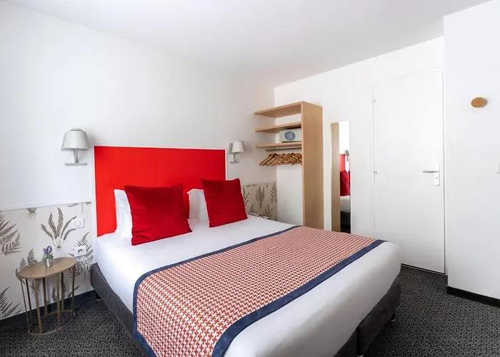 George - Astotel 3*