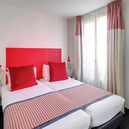 George - Astotel Hotel