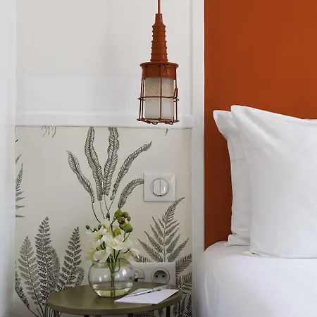 ジョージ アストテル ホテル パリ