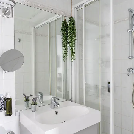 ホテル ジョージ アストテル