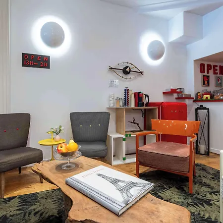 ジョージ アストテル パリ