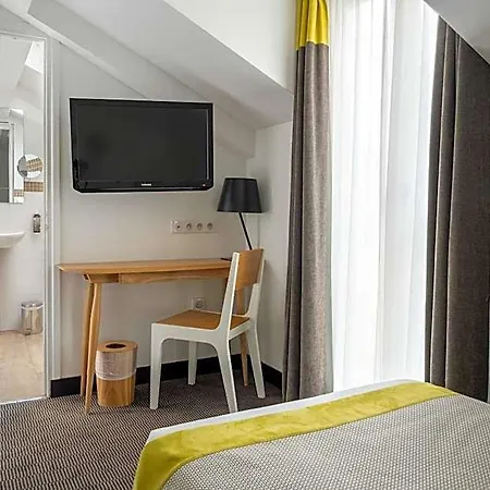 George - Astotel 3* París