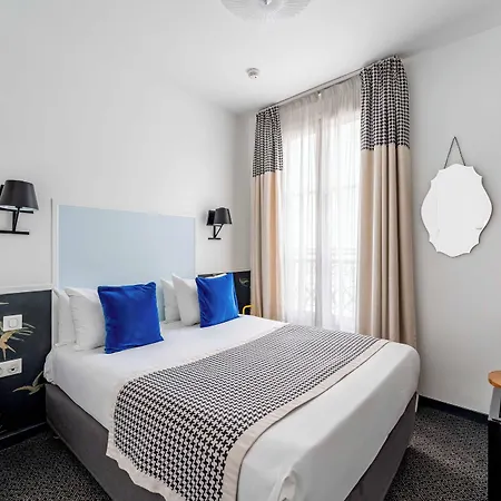 George - Astotel 3* Paříž