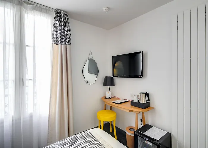 George - Astotel Hotel Parigi