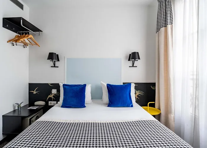 George - Astotel 3* Parigi