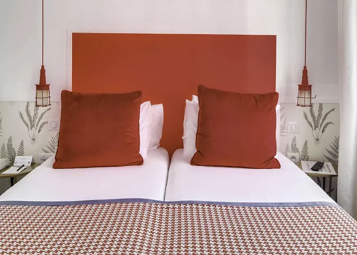 George - Astotel 3* Parigi